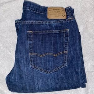 American Eagle Jeans- in washed dark blue